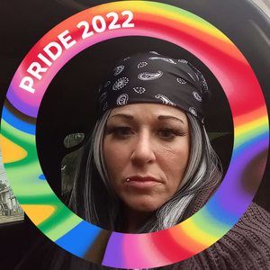 Meet your Posher, Leslie